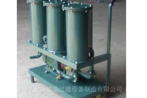 户外作业好辅佐：：轻盈式滤油机，，轻松应对种种情形，，包管油品质量