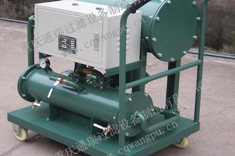 厂家剖析：：：轻质油聚结疏散式滤油机